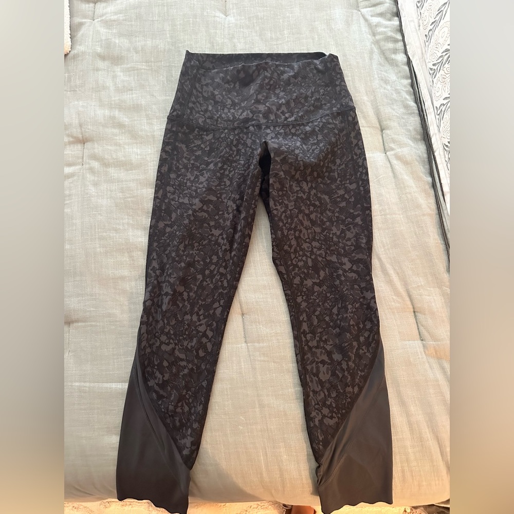 Lululemon crop leggings